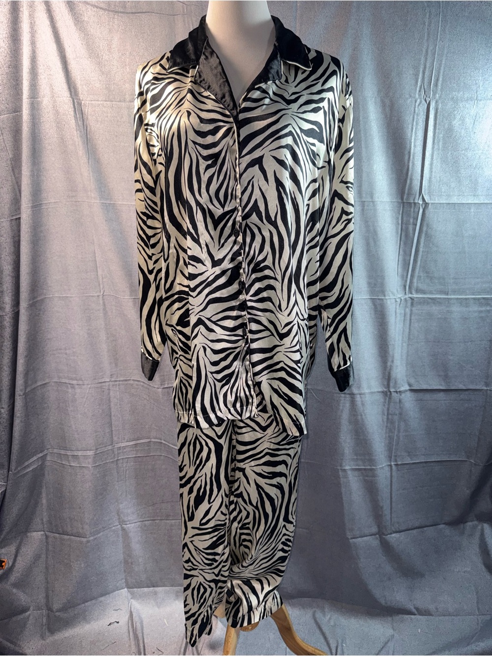1780-Cabernet Zebra Print Satin Pajama Set in Black and White
